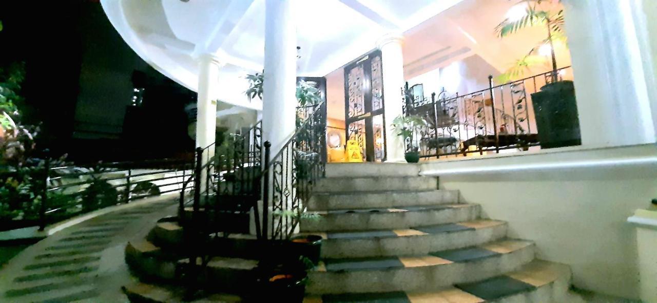 Casa Micarosa Hotel Manila Exterior foto
